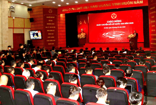 Ngày Chuyển đổi số quốc gia năm 2025 - Ảnh: chinhphu.vn/Thu Giang